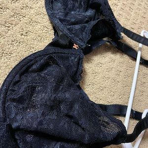 38DD Fenty x Savage Floral Lace Unlined Bra